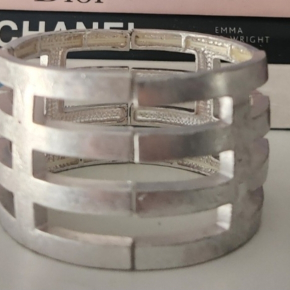 Vintage Silver Bracelet - Picture 2 of 4